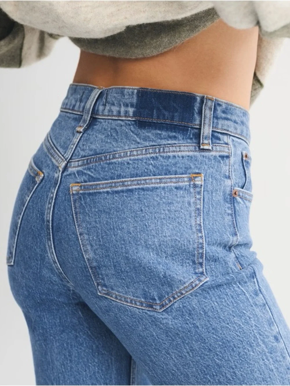 Abercrombie & Fitch the 90s straight Jean high rise